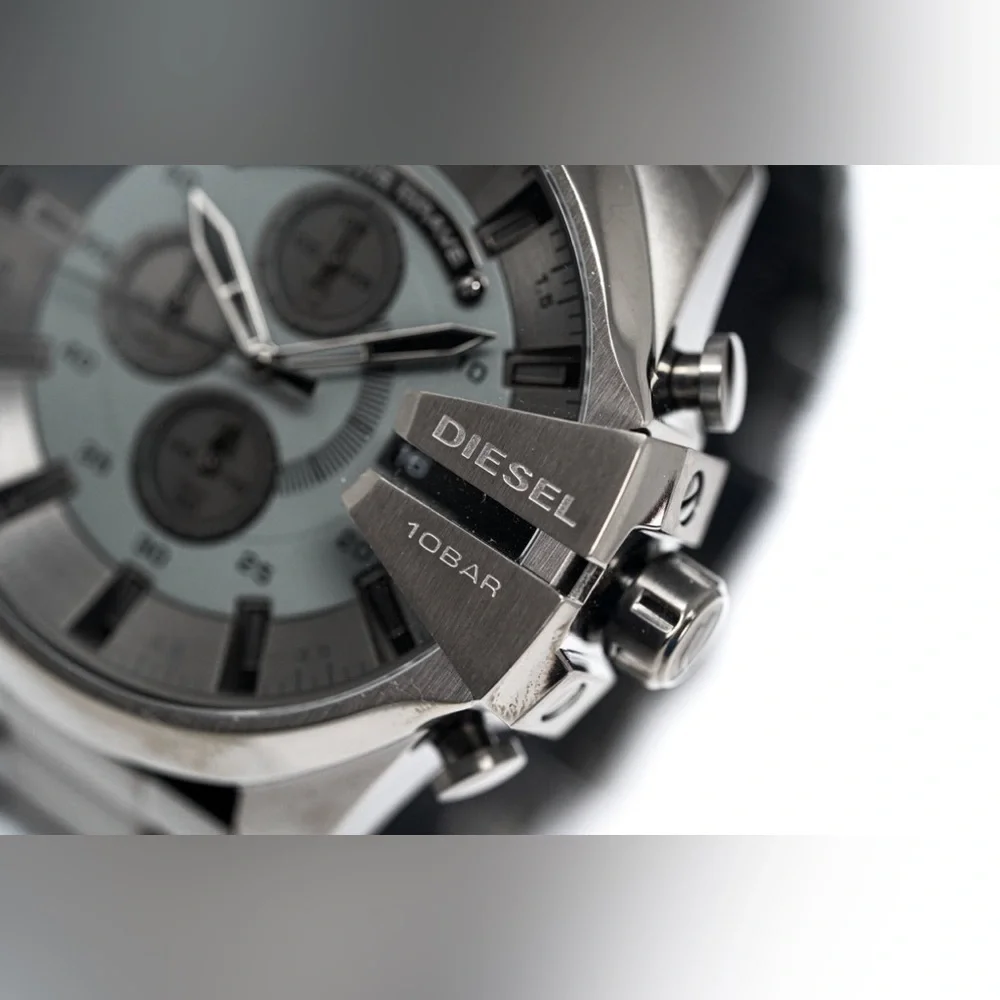 Diesel Mega Chief Chronograph Gunmetal Grey Dial Mens Watch DZ4282‎